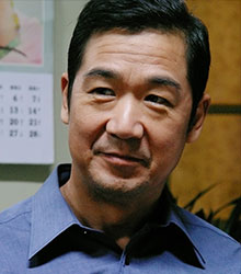演员