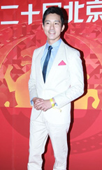 立威廉一如既往贵气十足