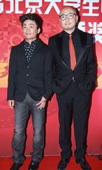 王宝强徐峥组合“黑衣档”
