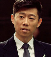 演员