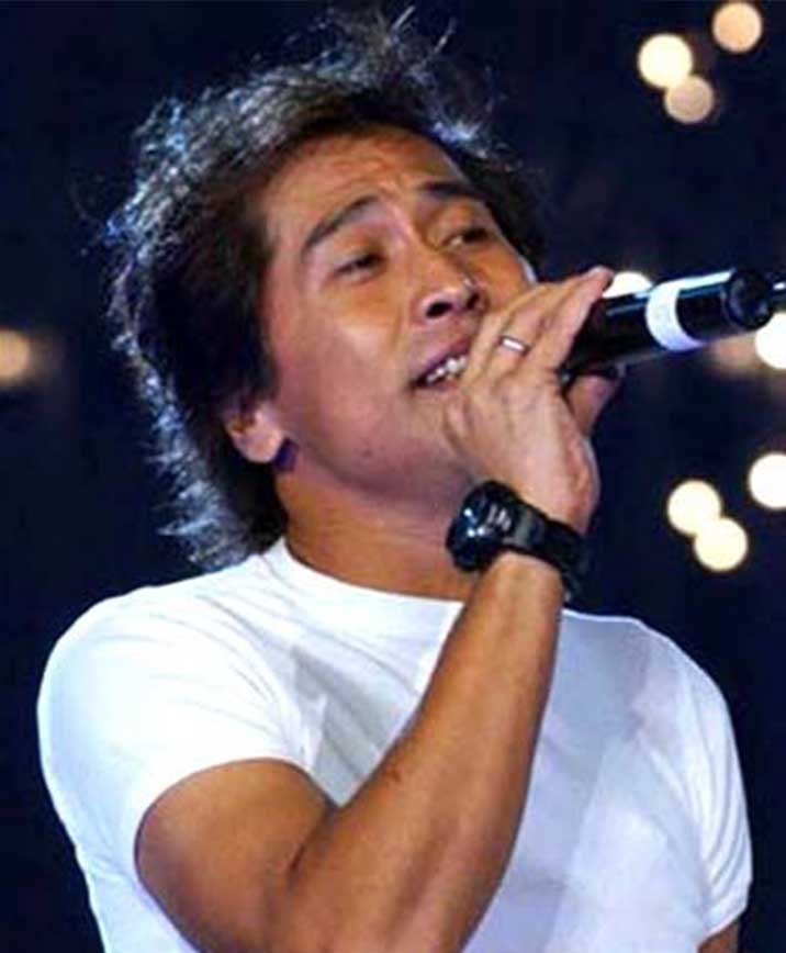 演员
