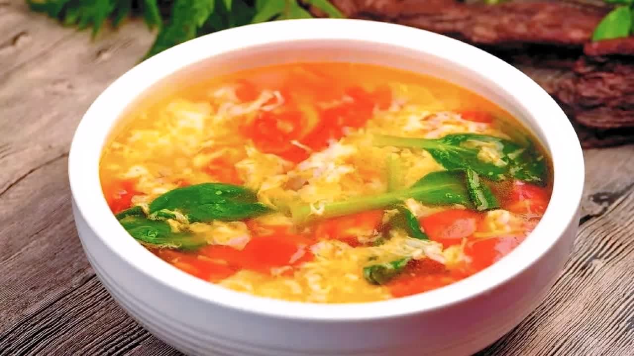 主食配碗美味的汤,番茄鸡蛋汤做法不同,口味不同!简单易学