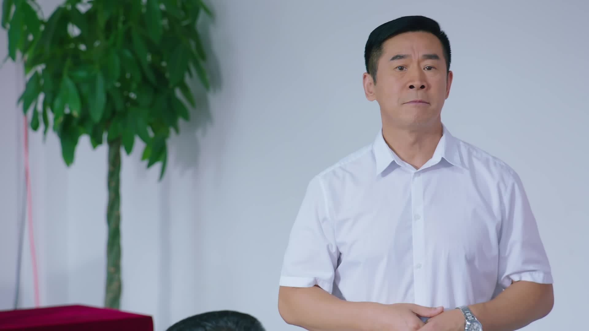 梁广发竟不同意罢免鲜花